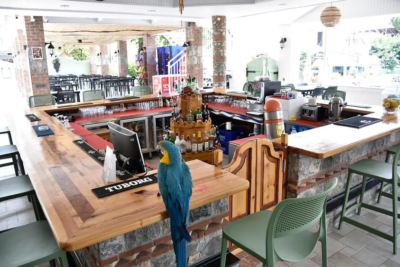 Magic Tulip Hotel Олудениз